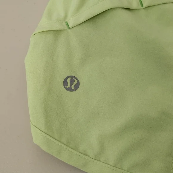 Lululemon Lime Green High-Rise Training Workout Running Athletic Shorts Sz 4 - Picture 12 of 16